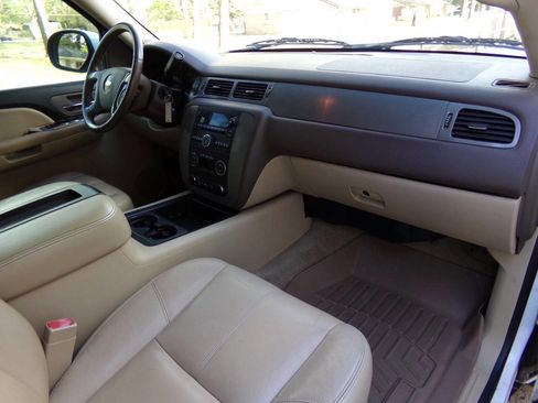 Used 2012 Chevrolet Tahoe LT w/ Suspension Package, Off-Road image 21