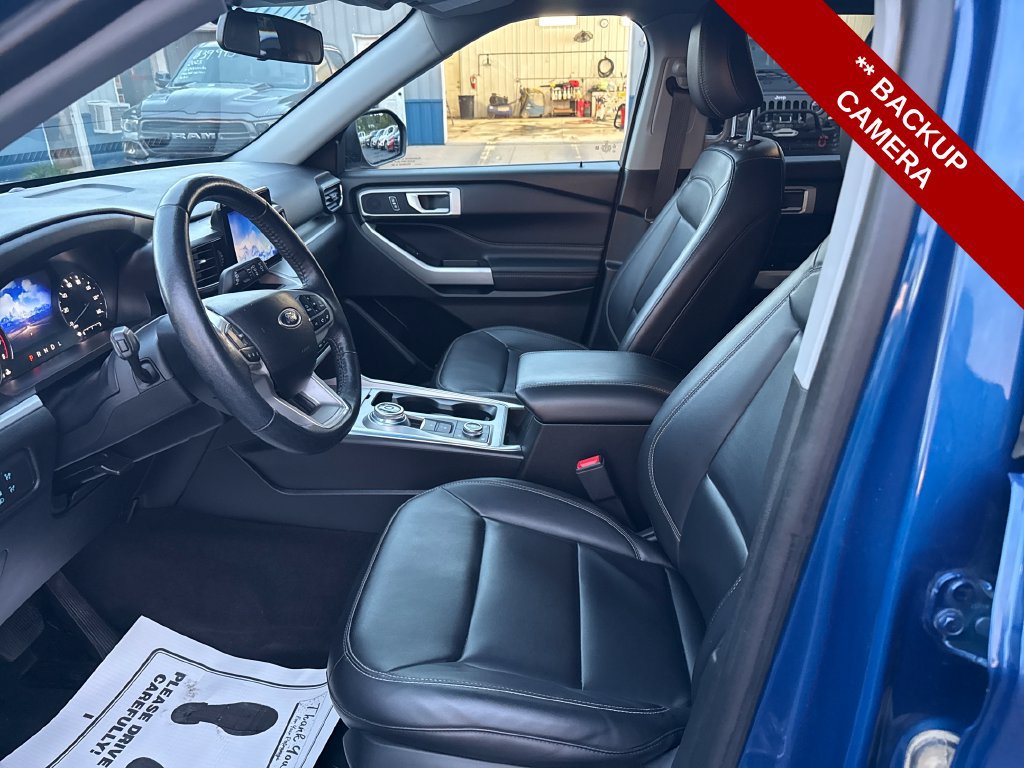 Used 2022 Ford Explorer XLT AWD/4WD image 11