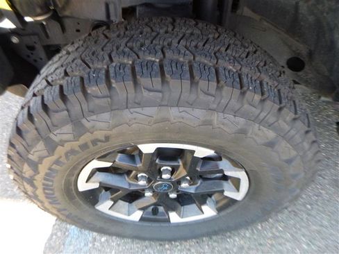 Used 2024 Jeep Wrangler Unlimited Rubicon 4xe AWD/4WD image 22