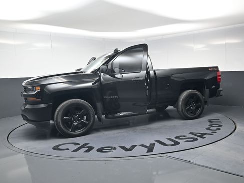 Used 2017 Chevrolet Silverado 1500 W/T w/ Black Out Edition image 21
