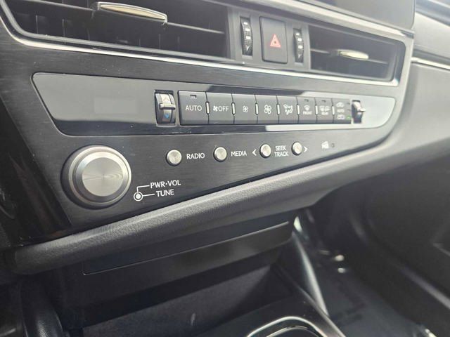 Certified 2023 Lexus ES 350 w/ Accessory Package (Z1) FWD image 29