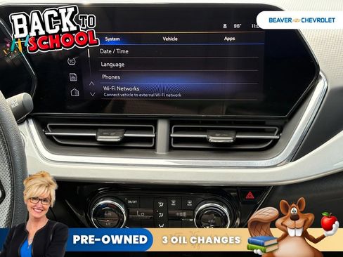 Used 2025 Chevrolet Trax LT FWD image 19