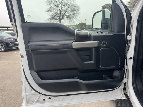 Used 2020 Ford F150 Raptor w/ Equipment Group 802A Luxury image 4