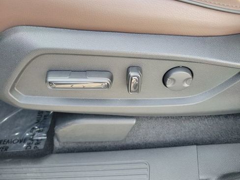 Certified 2024 Honda Pilot Elite image 19