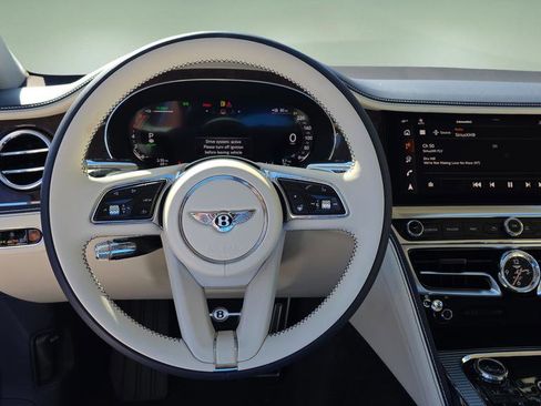 New 2025 Bentley Flying Spur Plug-In Hybrid image 22