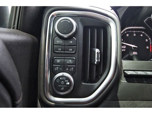 Used 2019 GMC Sierra 1500 AT4 w/ Off Road Performance Package AWD/4WD image 19