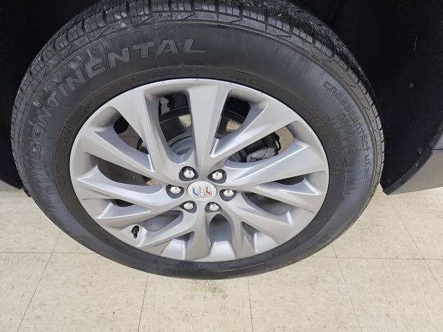 Used 2025 Buick Enclave Preferred AWD/4WD image 25