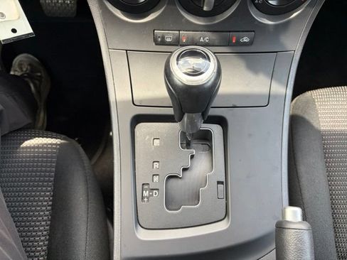 Used 2012 MAZDA MAZDA3 i Touring FWD image 21