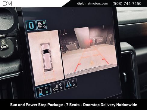 Used 2026 GMC Yukon Denali w/ Sun & Power Step Package AWD/4WD image 43
