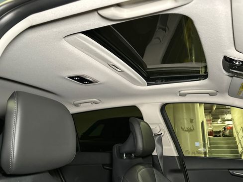 New 2026 Kia Niro SX Touring FWD image 13