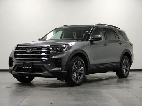 New 2026 Ford Explorer Active w/ Active Comfort Package AWD/4WD image 8