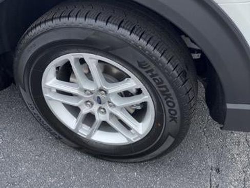 New 2026 Ford Explorer Active w/ Active Comfort Package image 19