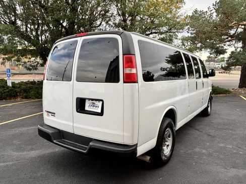 Used 2016 Chevrolet Express 3500 LT w/ LT Preferred Equipment Group image 7
