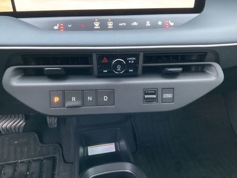 New 2026 Nissan Leaf Platinum+ w/ Cargo Package (Platinum+) image 24