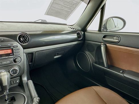 Used 2015 MAZDA MX-5 Miata Grand Touring w/ Premium Package image 17