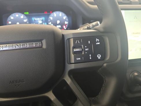 Used 2026 Land Rover Defender 110 X-Dynamic SE AWD/4WD image 20