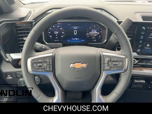 New 2026 Chevrolet Silverado 3500 LT w/ Convenience Package AWD/4WD image 16