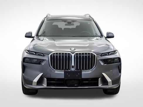 Used 2024 BMW X7 xDrive40i w/ Premium Package AWD/4WD image 8