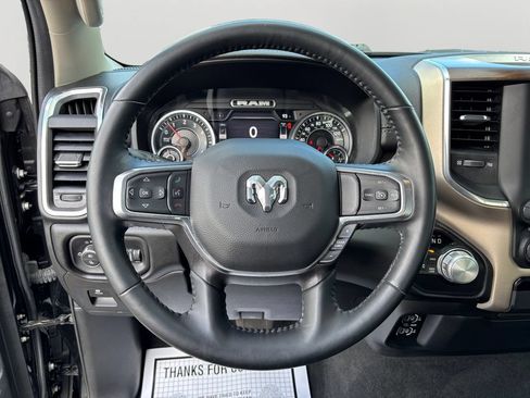 Used 2022 RAM 1500 Laramie AWD/4WD image 19