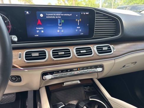 Used 2024 Mercedes-Benz GLE 350 4MATIC image 25