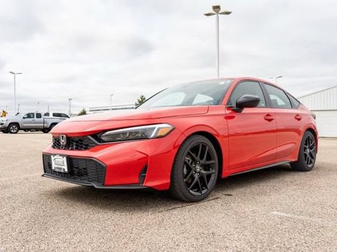 Used 2023 Honda Civic Sport image 3