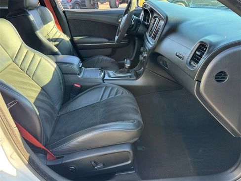 Used 2021 Dodge Charger SRT Hellcat w/ Harman/Kardon Audio Group image 21