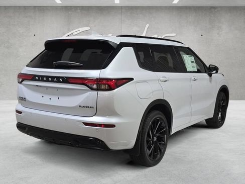 New 2026 Nissan Rogue Platinum AWD/4WD image 16
