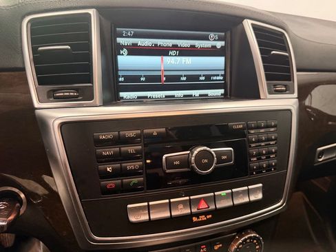 Used 2015 Mercedes-Benz GL 450 4MATIC image 23