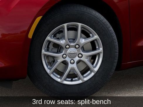 New 2026 Chrysler Voyager LX image 9