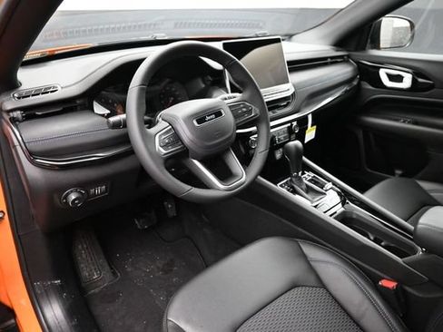 New 2026 Jeep Compass Latitude AWD/4WD image 14