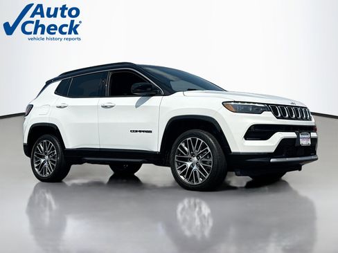Used 2023 Jeep Compass Limited w/ Elite Group AWD/4WD image 1