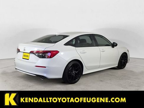 Used 2024 Honda Civic Sport image 5
