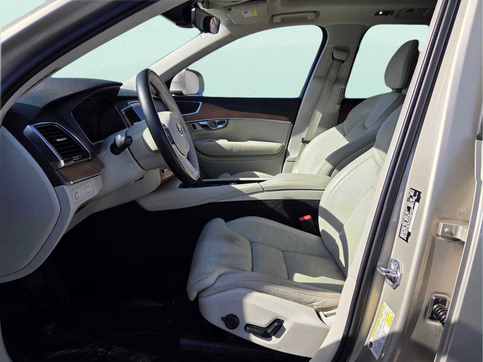 Used 2018 Volvo XC90 T6 Inscription w/ Convenience Package AWD/4WD image 9