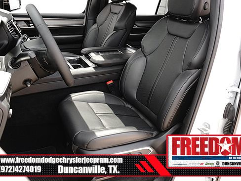 New 2026 Jeep Grand Wagoneer 2WD w/ Premium Group I image 13