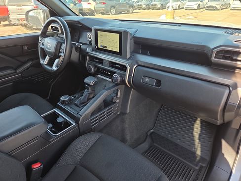 Certified 2025 Toyota 4Runner SR5 image 17