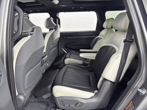 Used 2024 Kia EV9 GT-Line image 46