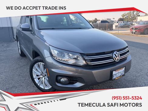 Used 2016 Volkswagen Tiguan SE FWD image 1