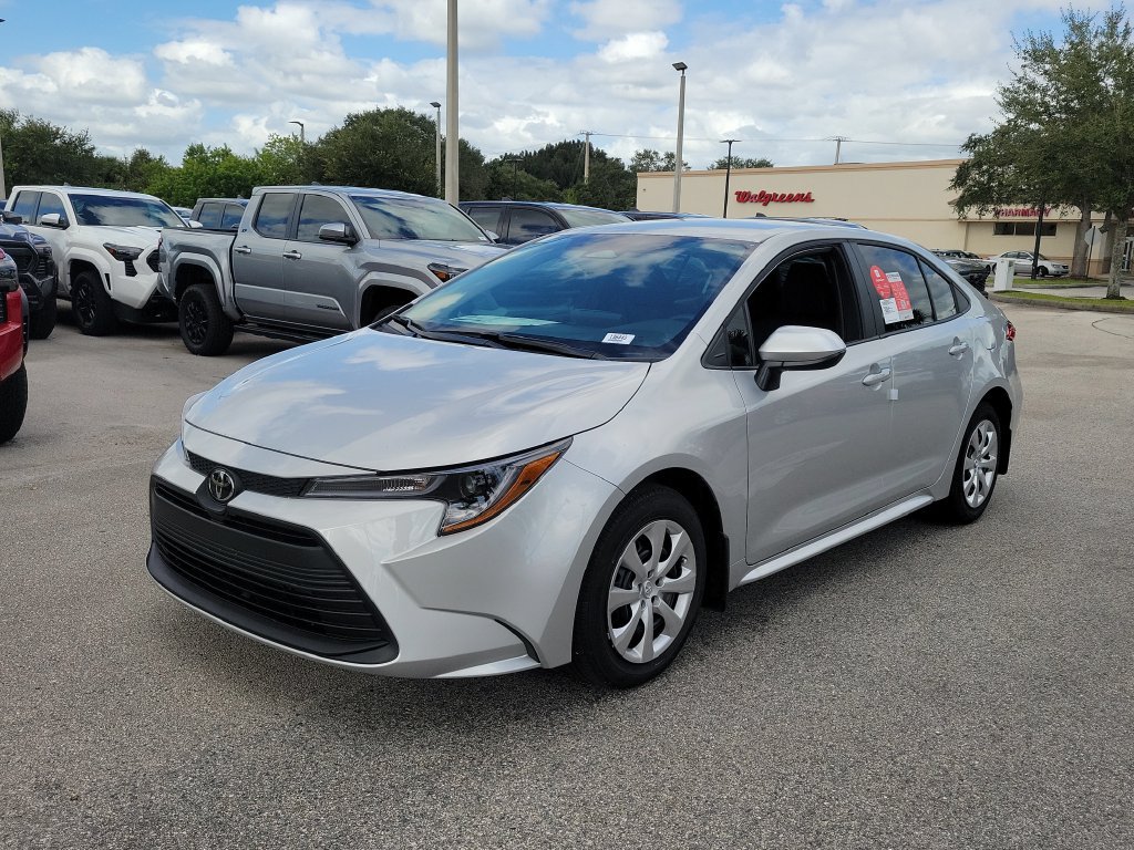 New 2027 Toyota Corolla LE FWD image 31