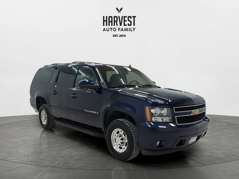 Used 2007 Chevrolet Suburban 2500 LT w/ LT Preferred Equipment Group AWD/4WD image 10