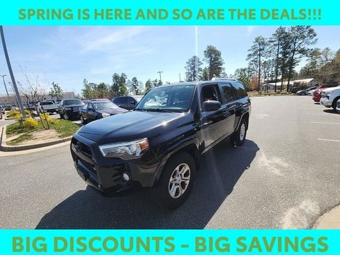 Used 2014 Toyota 4Runner SR5 image 5