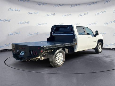 Used 2022 Chevrolet Silverado 2500 LT w/ Convenience Package image 5