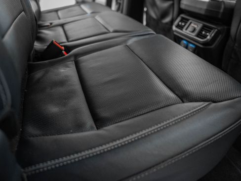 Certified 2023 Ford F150 Lariat w/ Equipment Group 502A High image 41