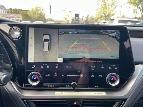 New 2026 Lexus TX 500h AWD image 30