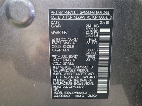 Used 2018 Nissan Rogue SV image 33