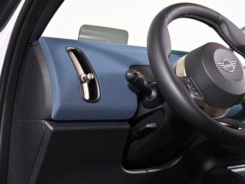 Certified 2025 MINI Cooper Countryman S image 24