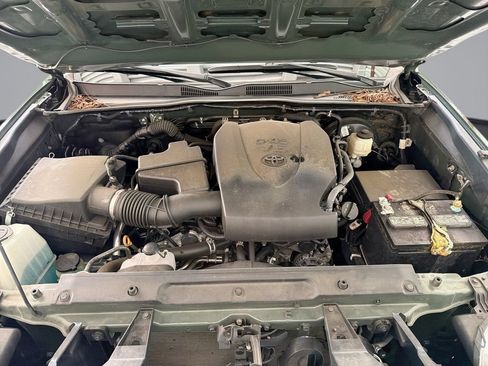 Used 2022 Toyota Tacoma TRD Sport RWD image 14
