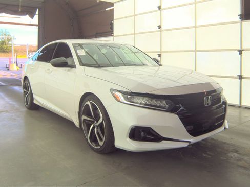 Used 2022 Honda Accord Sport image 6
