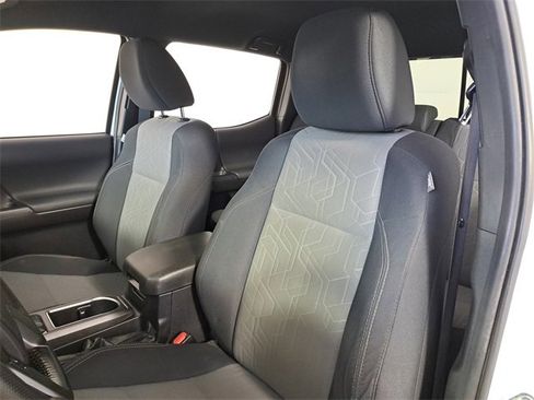 Used 2022 Toyota Tacoma TRD Sport image 20