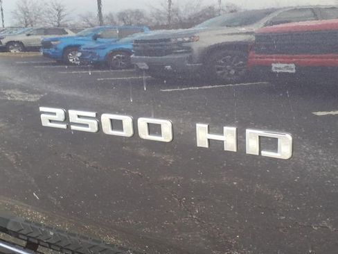 Used 2024 Chevrolet Silverado 2500 LTZ w/ LTZ Convenience Package image 27