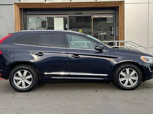 Used 2016 Volvo XC60 T5 Platinum image 8